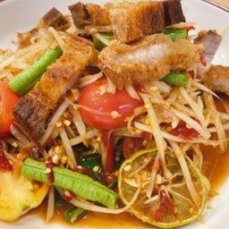 ตำปูปาร้าหมูกรอบ