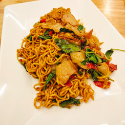 เส้นมาม่ากะเพรา เบคอน หม่าล่า