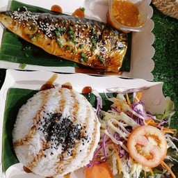 O'cha Salmon ตลาด The chino yard
