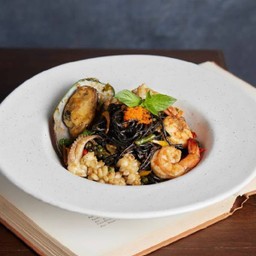 Spicy Black Spaghetti Seafood