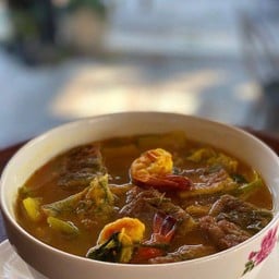 แกงส้มกุ้ง ไข่ชะอม