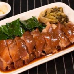 ขาหมูเปล่า