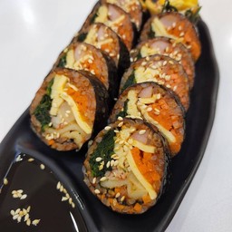 ชีสคิมบับโคชูจัง (เผ็ด) Cheese Gochujang kimbap(spicy)