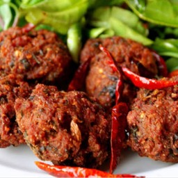 ลาบหมูทอด