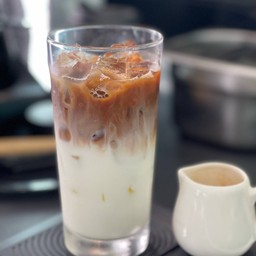 ลาเต้มะพร้าว