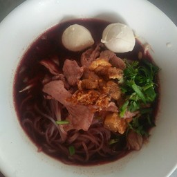 ก๋วยเตี๋ยวน้ำตก