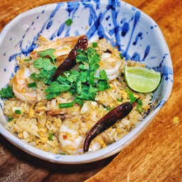 ข้าวเหนียวผัดมันกุ้ง