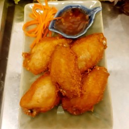 ปีกไก่ทอดน้ำปลา