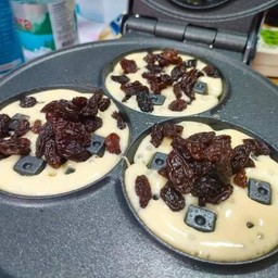 วาฟเฟิลไส้ลูกเกด3ชิ้น