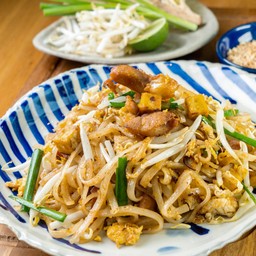 ผัดไทยกุ้งเล็ก