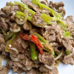เนื้อนำ้มันหอย -เป็นกับข้าว