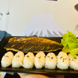 ข้าวปลาซาบะย่างเกลือ