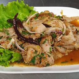 น้ำตกคอหมูย่าง