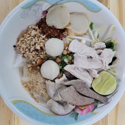 เส้นใหญ่แห้ง(ต้มยำ)