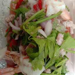 ยำวุ้นเส้นทะเล