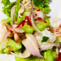 ยำมะระกุ้ง