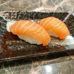 ซูชิแซลมอน