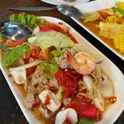 เส้นหนุบหนึบ ซดน้ำยำ
