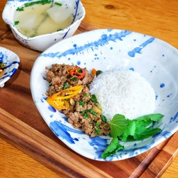 ข้าวกะเพราหมู