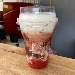 สตอเบอรี่โกโก้