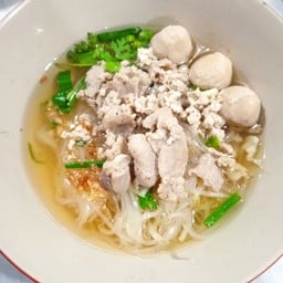 ก๋วยเตี๋ยวหมูน้ำใส พิเศษ