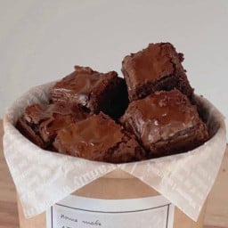 Cake Box / Brownie / โรตีเนยสดแท้ ไร้น้ำมัน ลำลูกกา คลอง6