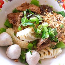 ก๋วยเตี๋ยวเนื้อแห้ง