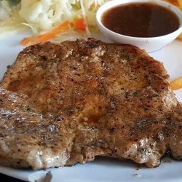 สเต็กหมูพริกไทยดำ