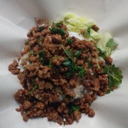 ก๋วยเตี๋ยวไทยบ้านเกิด จ.เจมพูนจาน เจ้าเก่า เจ้าเดิม