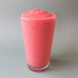 สตรอเบอรี่โยเกิตปั่น Strawberry yoghurt shake