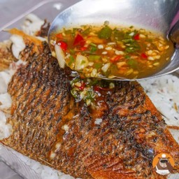 ข้าวปลานิลทอด (ตัว)