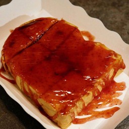 ขนมปังแยมสตอเบอร์รี่