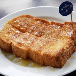 ึขนมปังปิ้งเนยนมน้ำตาล ( milk butter sugar toast)