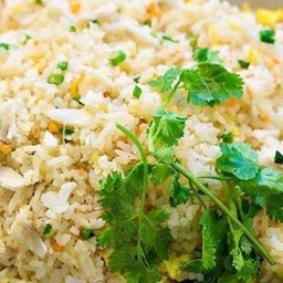 ข้าวผัดเนื้อปู