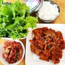 โคชูจัง บลูโกกิ (หมูสามชั้นผัดซอสโคชูจัง)