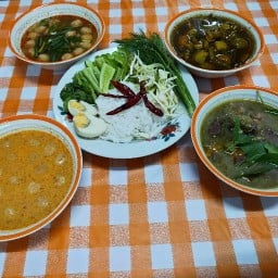 ขนมจีนอาหารป่าตามสั่งมุกดา