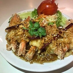 กุ้งแม่น้ำทอดซอสมะขาม