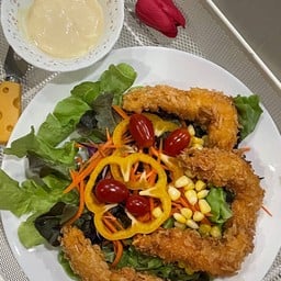 S House-สลัดสุขภาพและบะหมี่