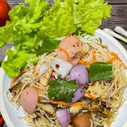 ยำขนมจีน คุณดาว