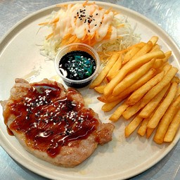 สเต็กหมูซอสเผ็ดเกาหลี