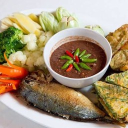 ข้าวปลาทูแกะ+น้ำพริก+ไข่