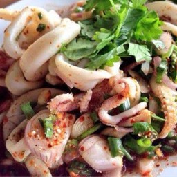ลาบปลาหมึก