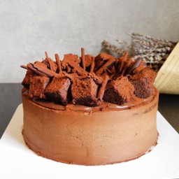 B-Devil Cake 3 Pound