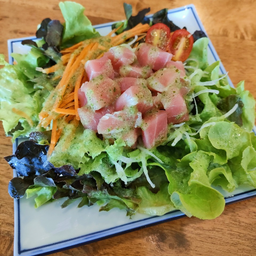 สลัดทูน่าแซ่บ