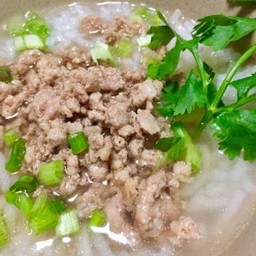 ข้าวต้มหมูสับ รวน