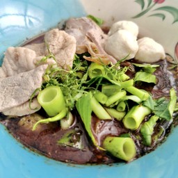 เกาเหลาน้ำตกหมู
