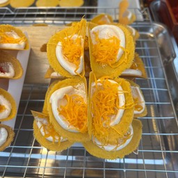 ขนมเบื้องขนมถังทอง (น้องมะลิ)