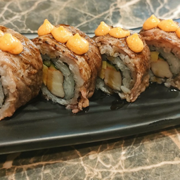 โรลเนื้อวากิว