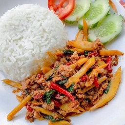 ข้าวราดกระเพรา