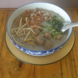 โจ๊กผสมแกงเส้น